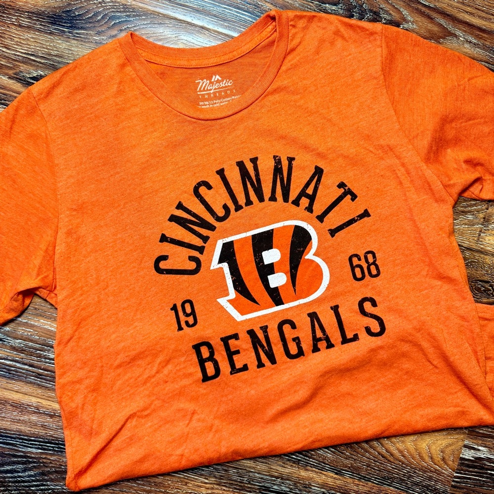 Cincinnati Bengals T Shirt LARGE